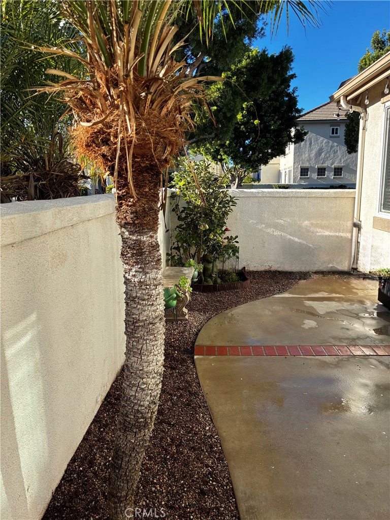 MLS #OC25248898 image #17