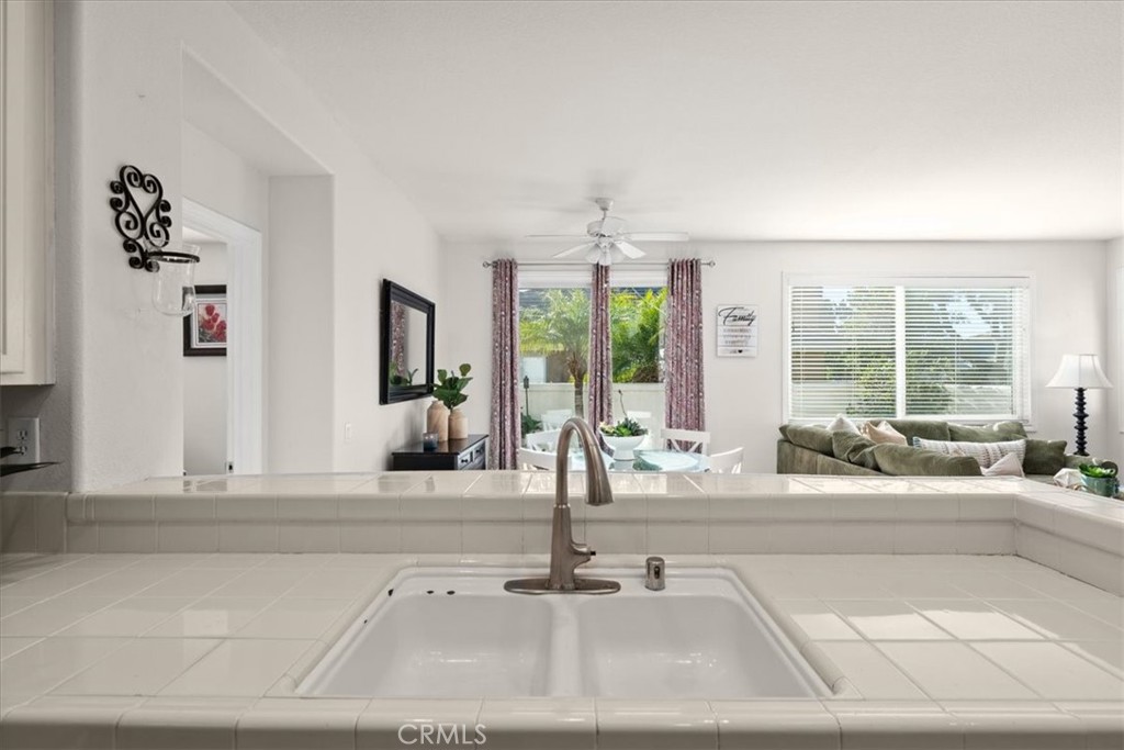 MLS #OC25248898 image #3