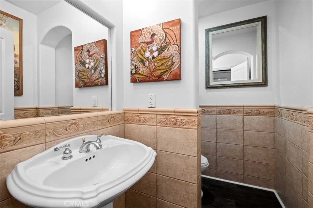 MLS #OC25248917 image #17