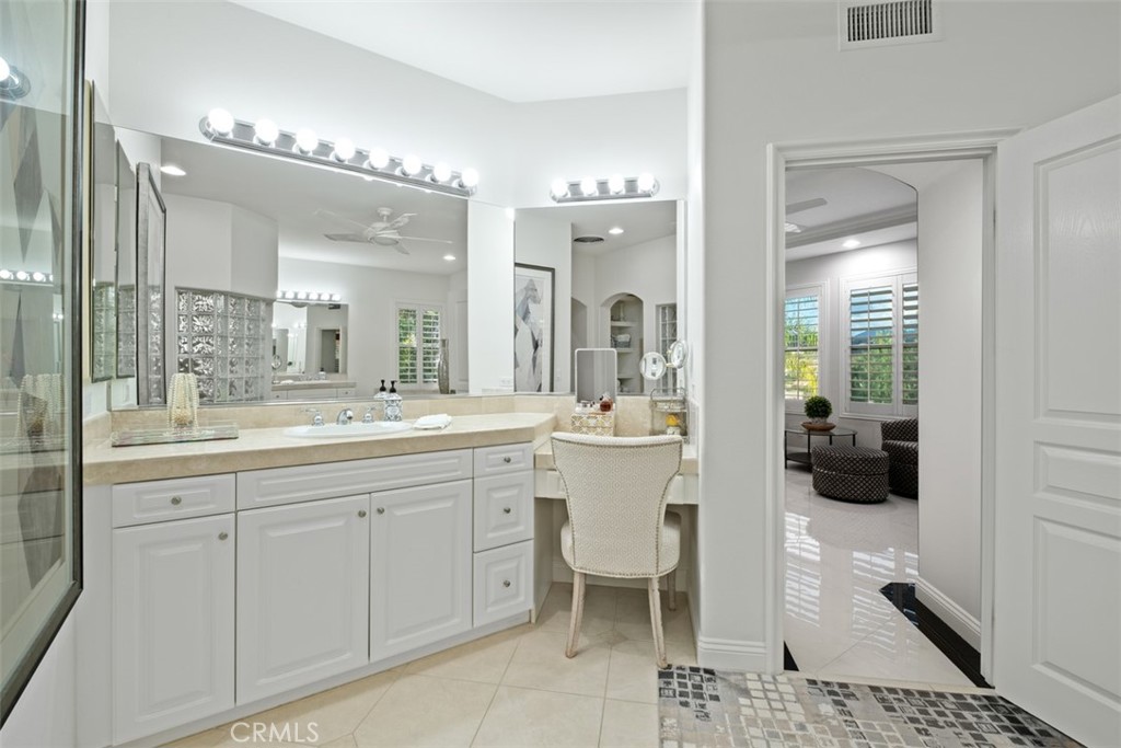 MLS #OC25248917 image #26