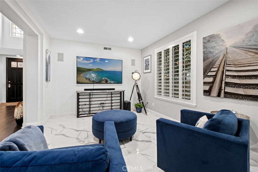 MLS #OC25248917 image #7