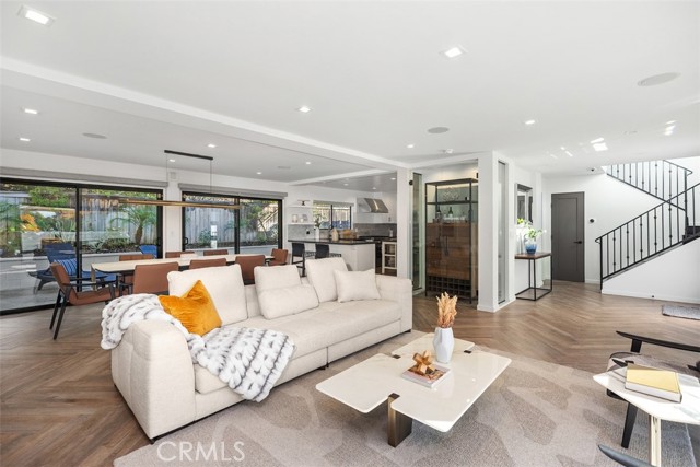 MLS #OC25248941 image #4