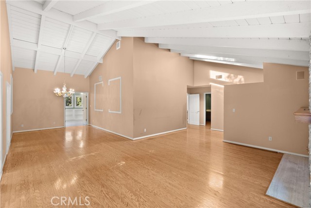 MLS #OC25249100 image #10