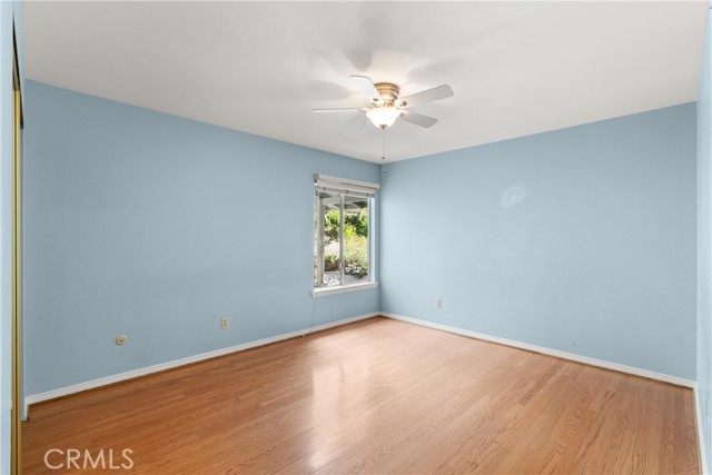 MLS #OC25249100 image #24