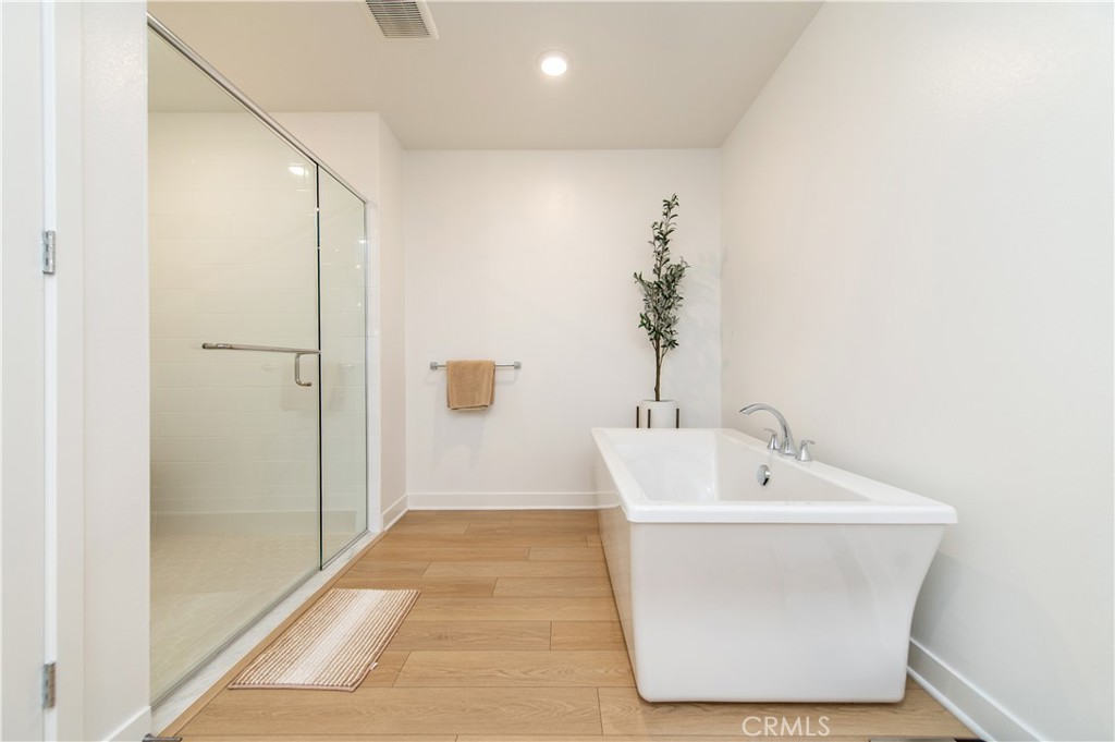 MLS #OC25249127 image #14