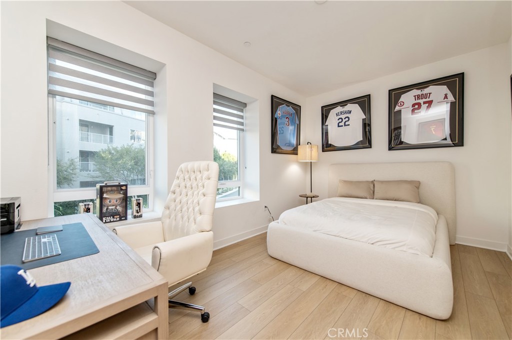 MLS #OC25249127 image #16