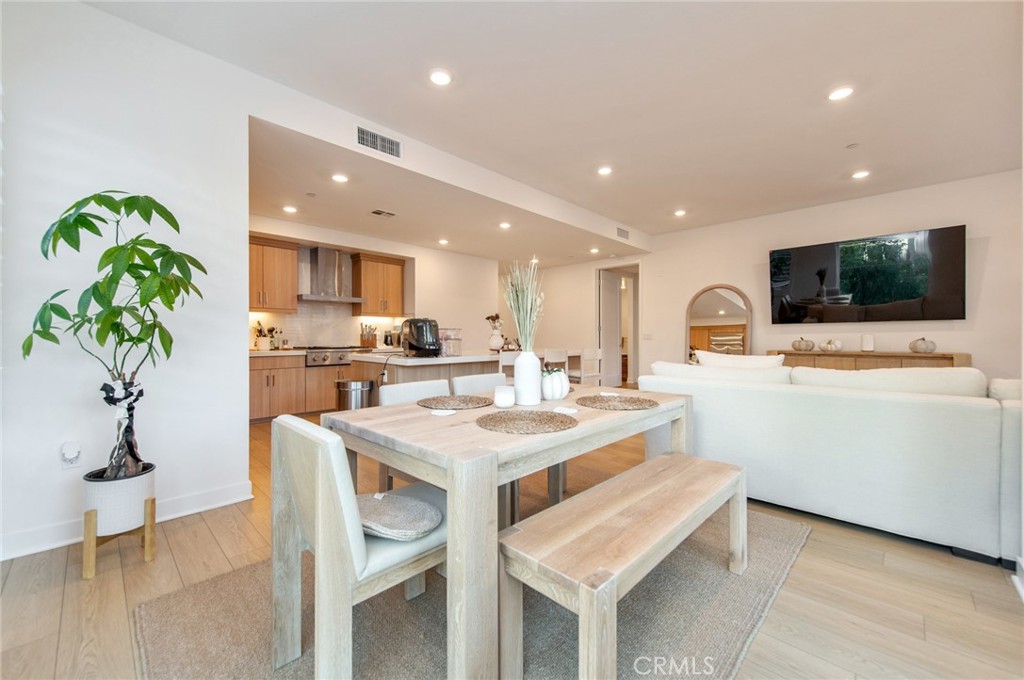 MLS #OC25249127 image #7