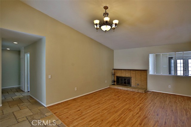 MLS #OC25249139 image #11