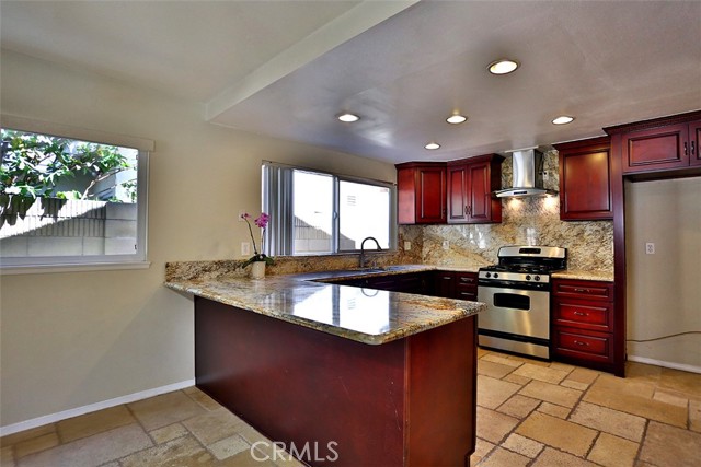 MLS #OC25249139 image #3