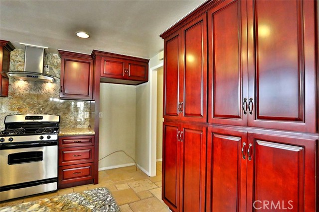 MLS #OC25249139 image #4