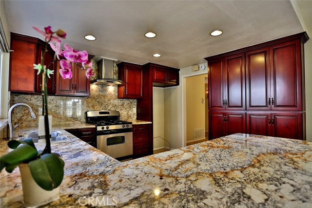 MLS #OC25249139 image #7