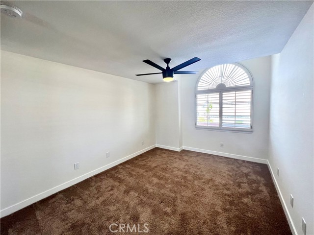 MLS #OC25249176 image #15