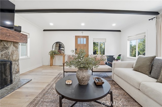 MLS #OC25249194 image #15