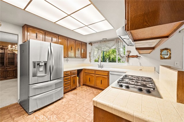 MLS #OC25249195 image #14