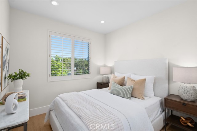 MLS #OC25249252 image #19