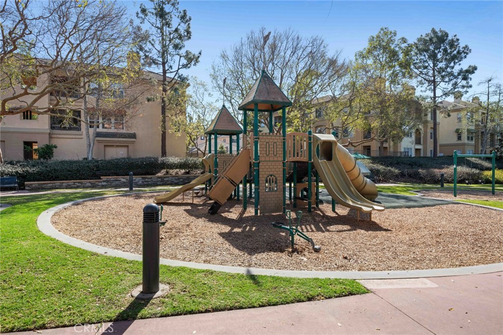 MLS #OC25249252 image #41