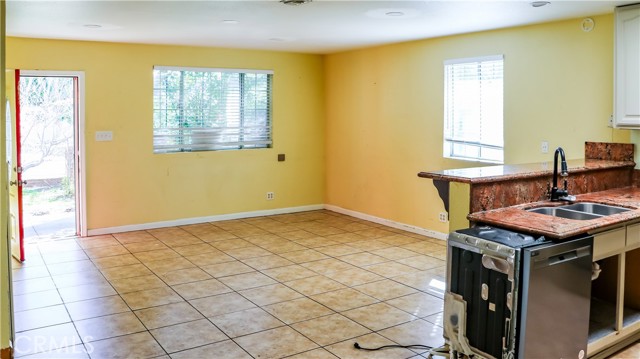 MLS #OC25249273 image #2