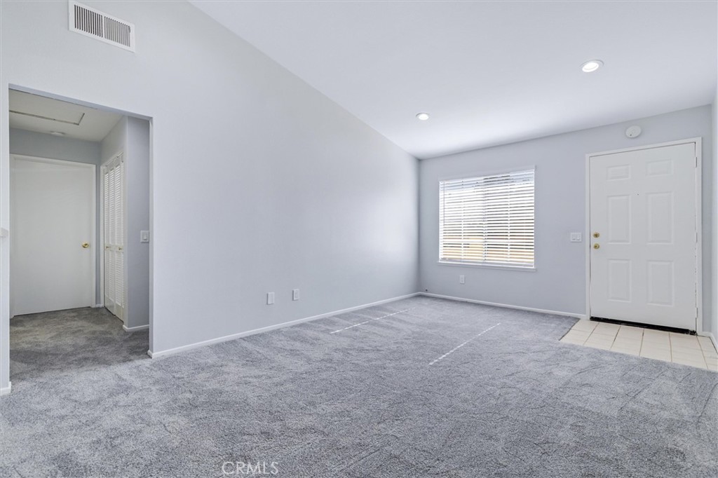 MLS #OC25249300 image #10