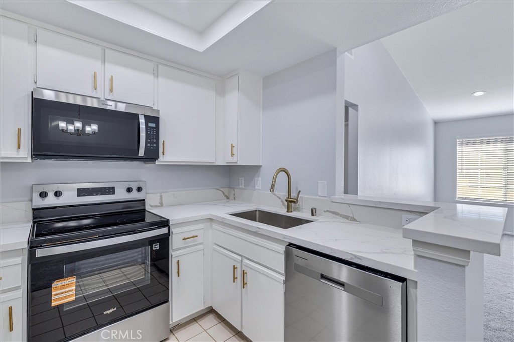 MLS #OC25249300 image #13