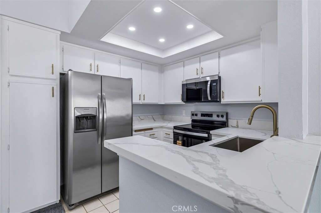 MLS #OC25249300 image #14