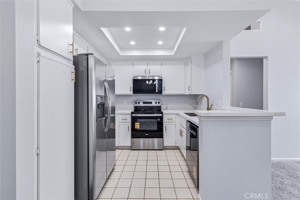 MLS #OC25249300 image #15