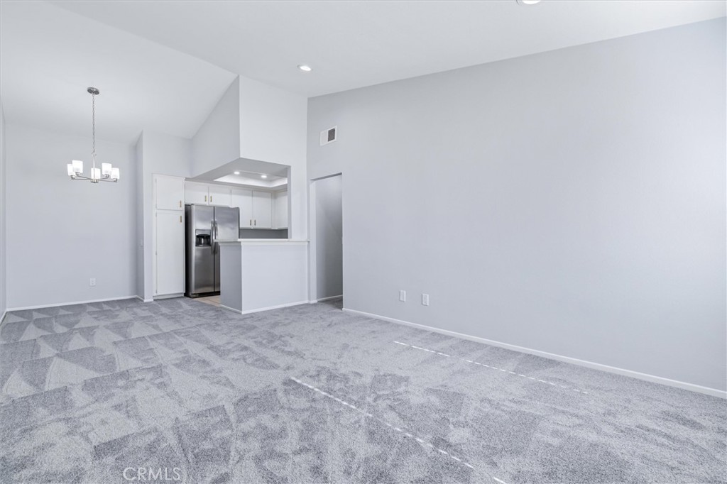 MLS #OC25249300 image #8