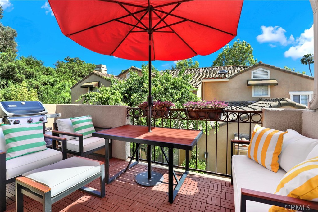 MLS #OC25249315 image #16