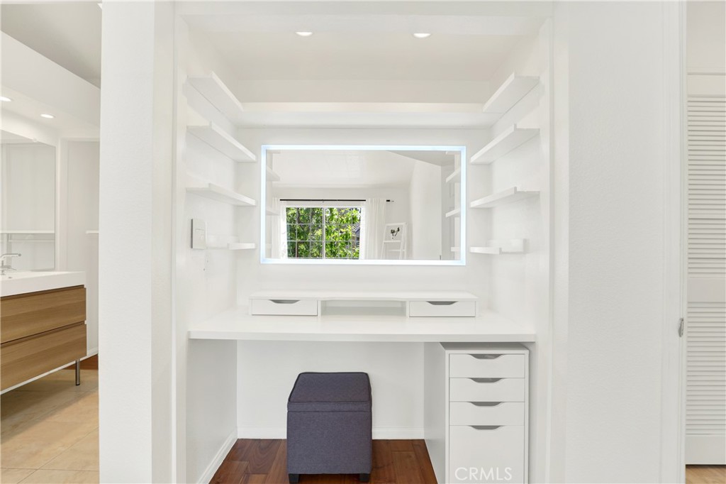 MLS #OC25249315 image #21