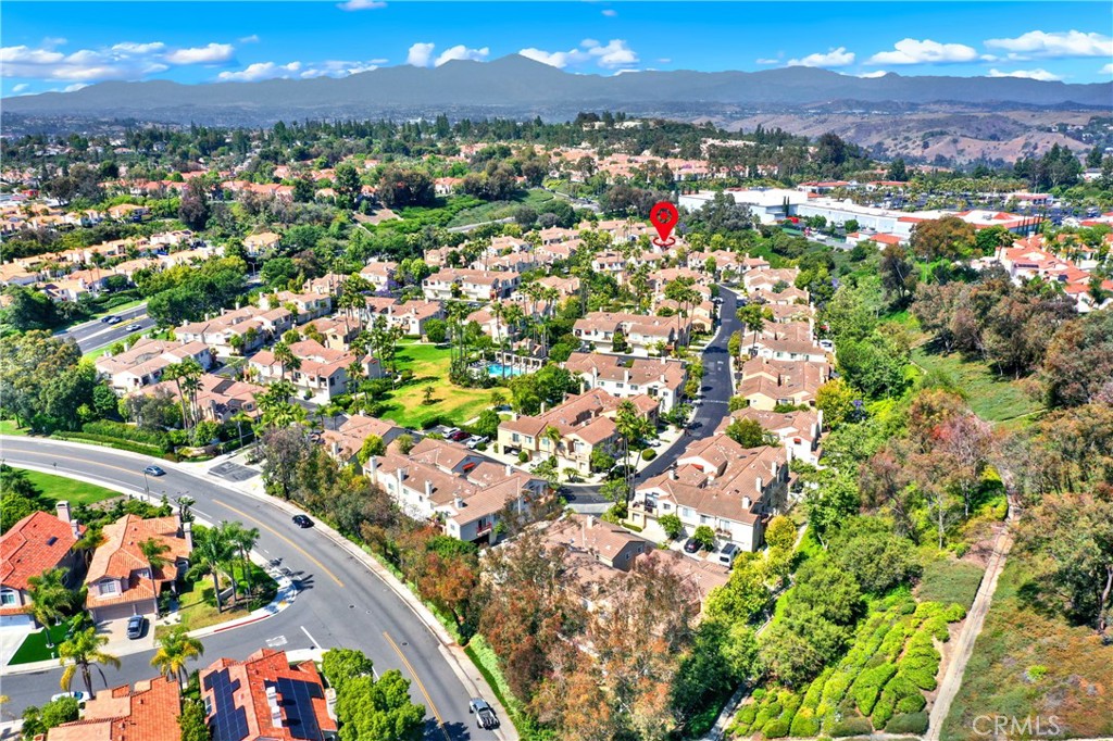 MLS #OC25249315 image #3