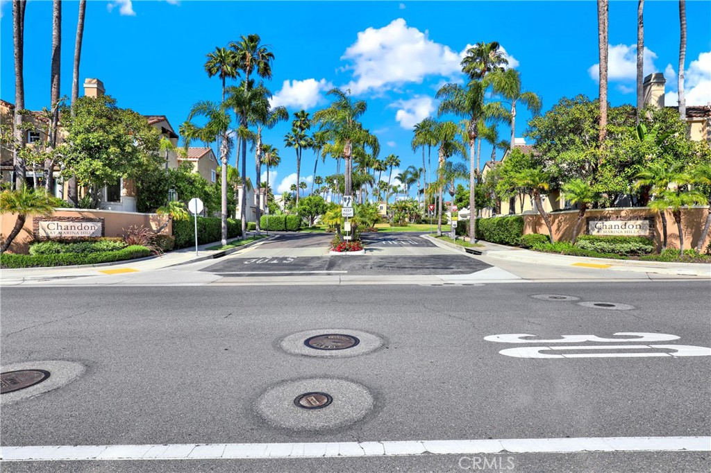 MLS #OC25249315 image #31