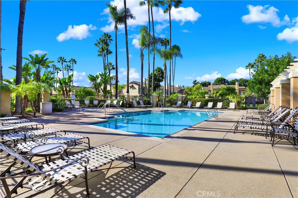 MLS #OC25249315 image #35