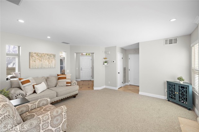 MLS #OC25249324 image #13