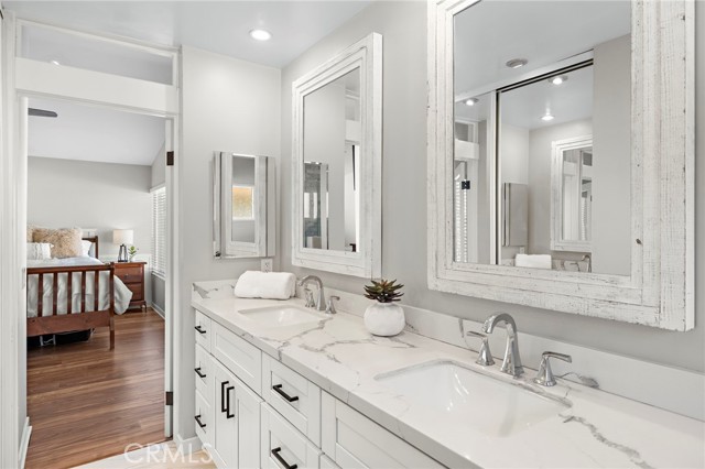 MLS #OC25249324 image #20