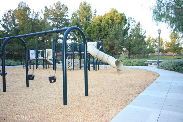 MLS #OC25249354 image #24