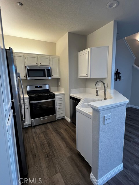 MLS #OC25249354 image #5