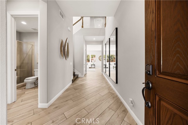 MLS #OC25249376 image #3