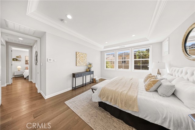 MLS #OC25249376 image #30