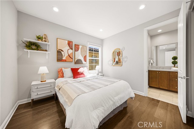 MLS #OC25249376 image #36