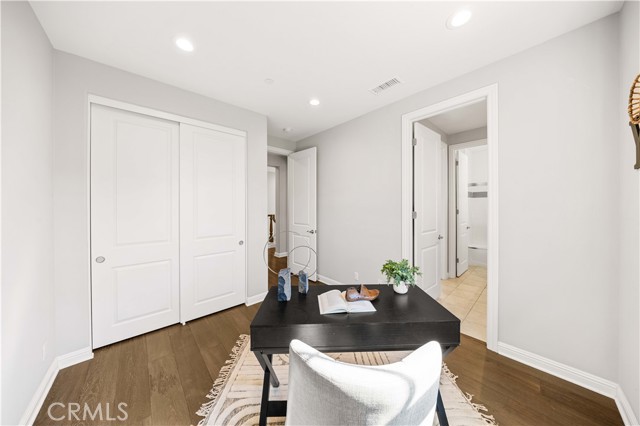 MLS #OC25249376 image #42