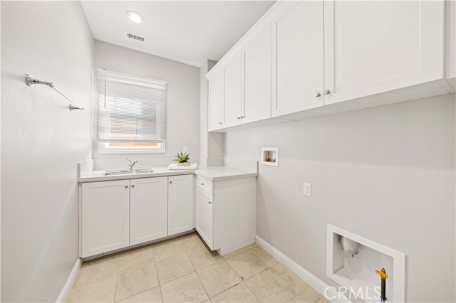 MLS #OC25249376 image #46