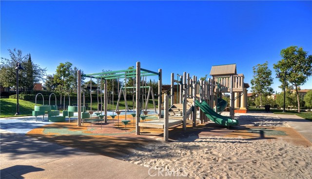 MLS #OC25249406 image #15