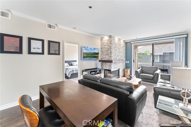 MLS #OC25249407 image #7