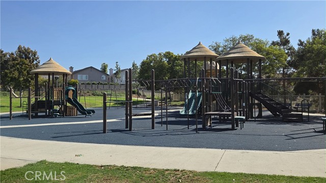 MLS #OC25249412 image #19