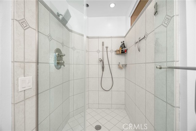 MLS #OC25249415 image #20