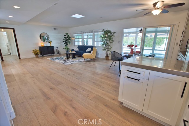 MLS #OC25249421 image #6