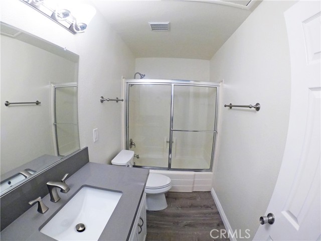 MLS #OC25249471 image #8