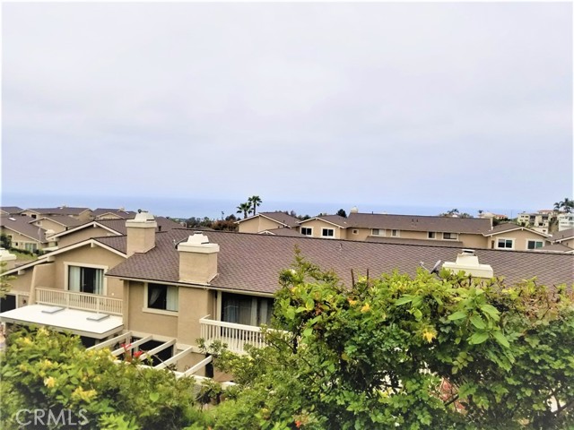 MLS #OC25249472 image #17