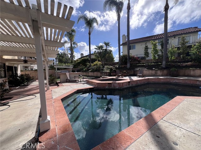 MLS #OC25249477 image #14