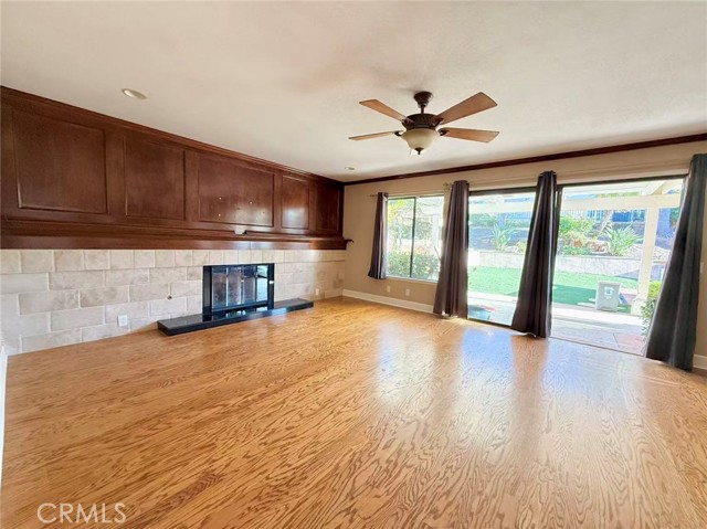 MLS #OC25249477 image #3