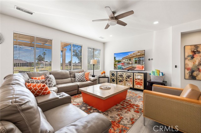 MLS #OC25249506 image #11